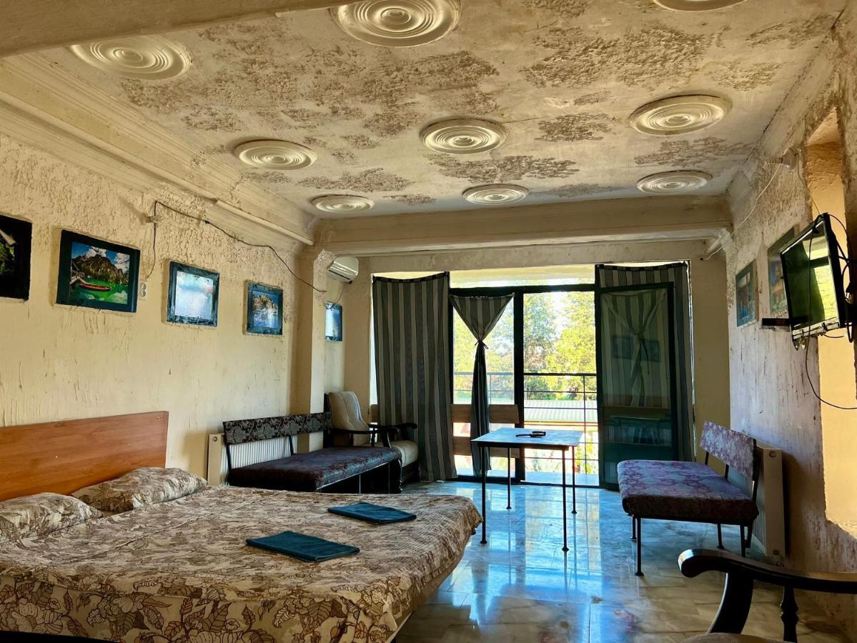 Smile Guesthouse 第比利斯 外观 照片